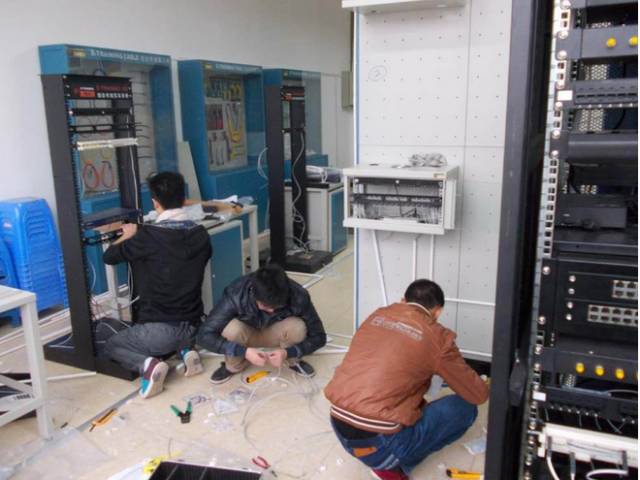 综合布线必备技巧 网络工程设计与施工详解